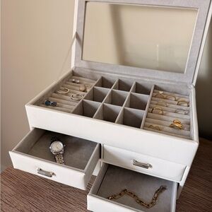 Elegant White Jewelry Organizer Box